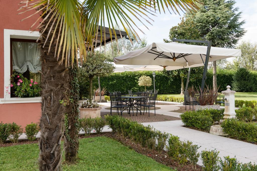 Park Hotel Villa Vicini Preganziol Exteriör bild